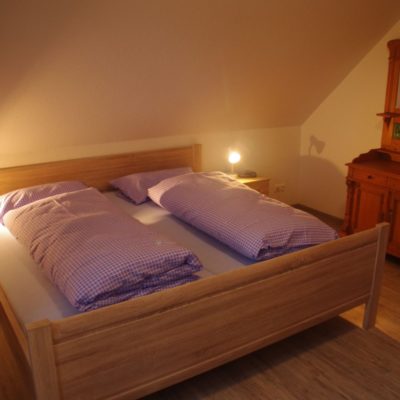 Schlafzimmer mit Bad