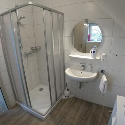 Schlafzimmer mit Bad